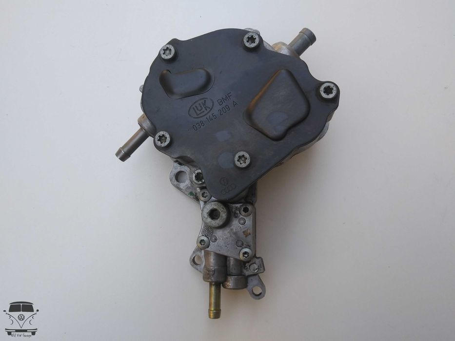 Вакуумный насос (тандемный) (038 145 209 А) Гольф 4 Шкода Пассат Б5