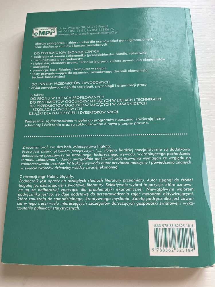 Podstawy ekonomii Piotr Urbaniak