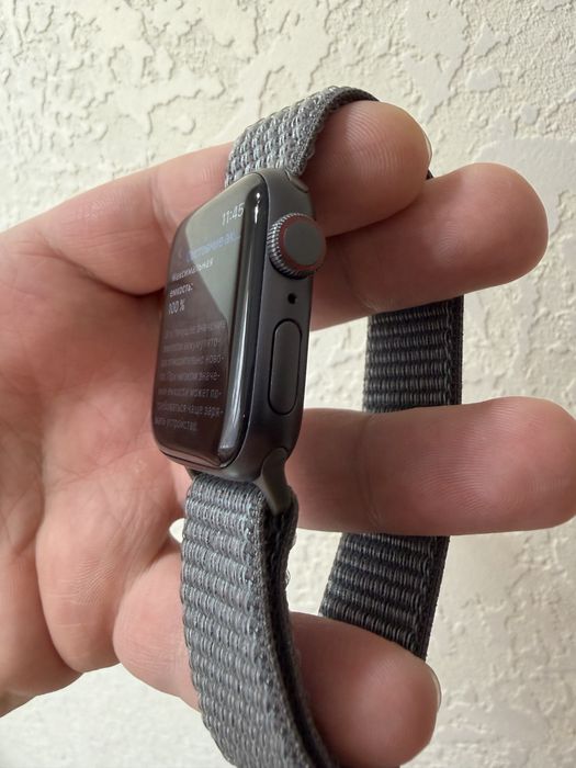 Apple Watch SE 40mm Space Gray