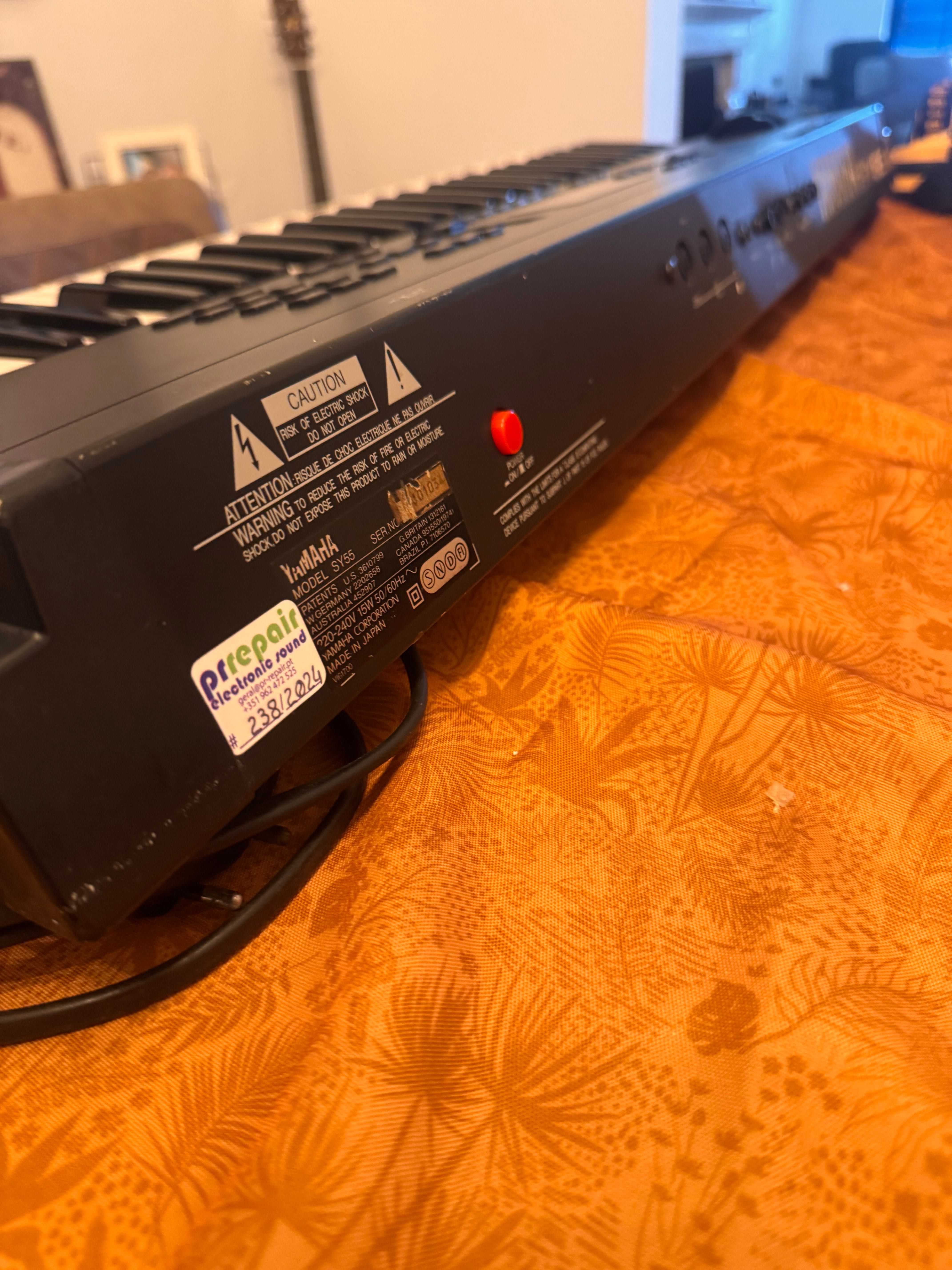 YAMAHA SY55 Music Synthesizer