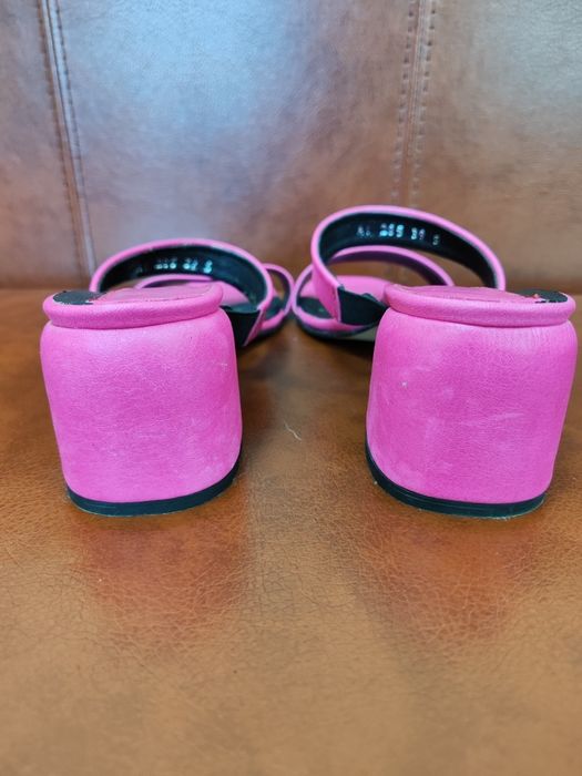 Босоніжки / шльопанці / сабо AURA