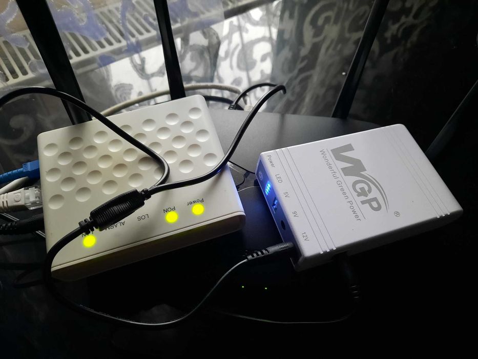 ДБЖ UPS для WiFi роутера 10400 мАг