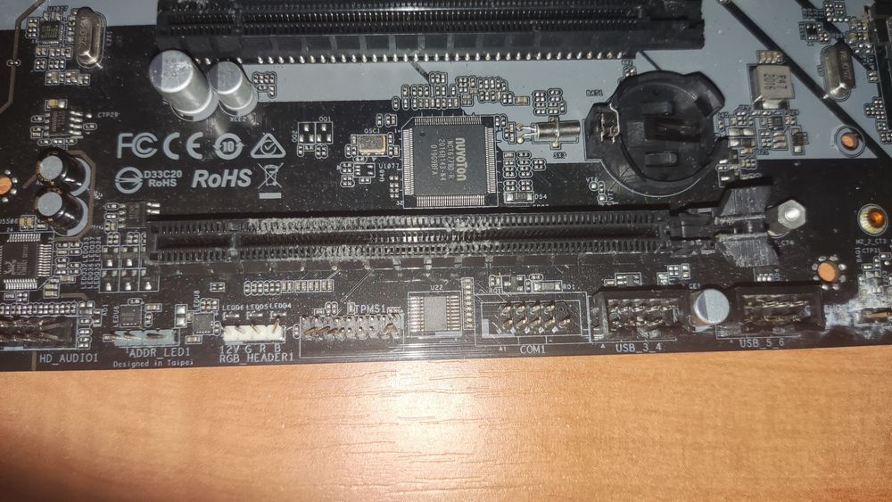 Материнська Плата AM4 ASRock B450M Pro4 (дефектна, тільки на запчасти)