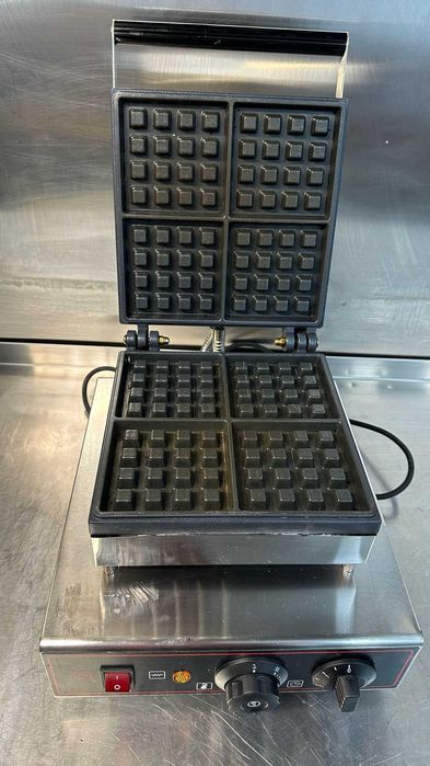 Máquina Profissional de Waffles
