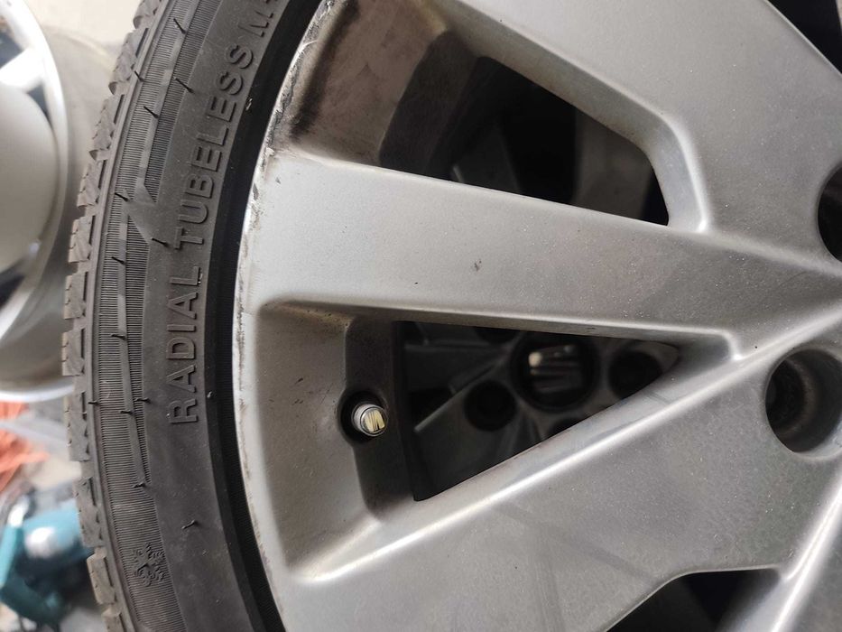 Koła oryginalne SEAT Toledo 4 5x100 R16 rozmiar 215/45 dot 3823