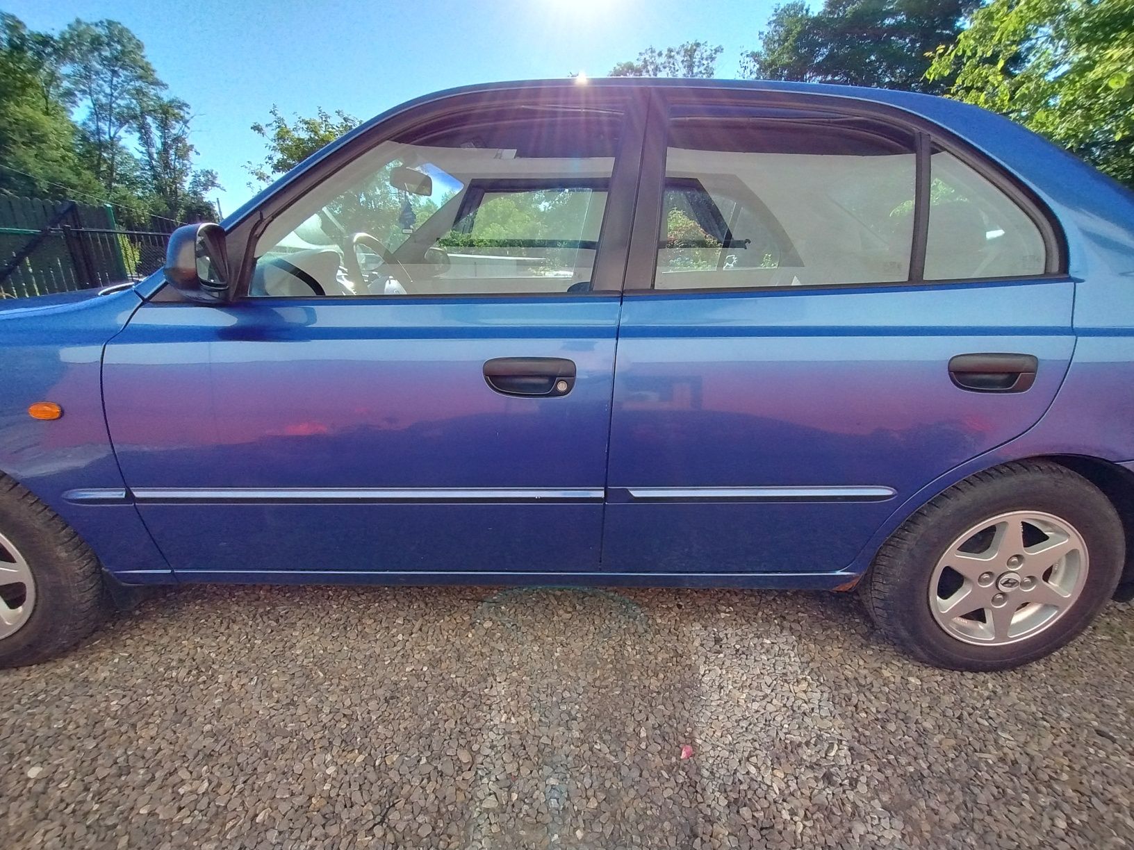 Hyundai accent GLS 1.3 benzyna