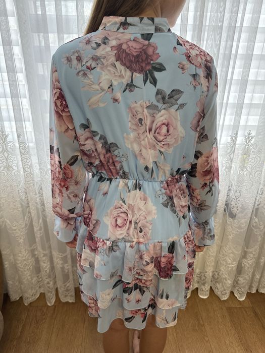 Сукня святкова для дівчинки