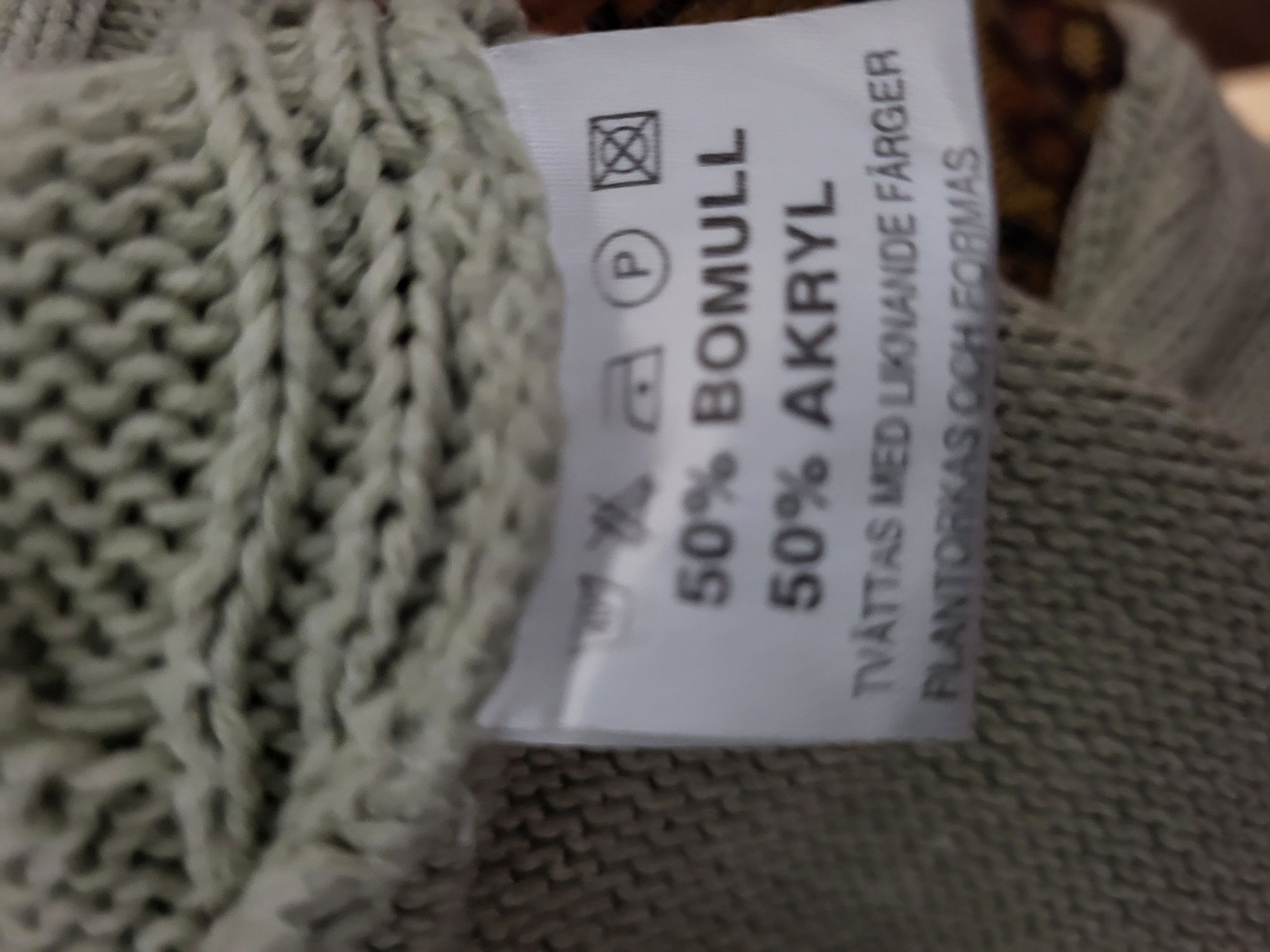 Swetr z kapturem rozmiar M cena 13zlotych