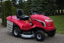 Honda 2417 V2 TRAKTOREK Kosiarka