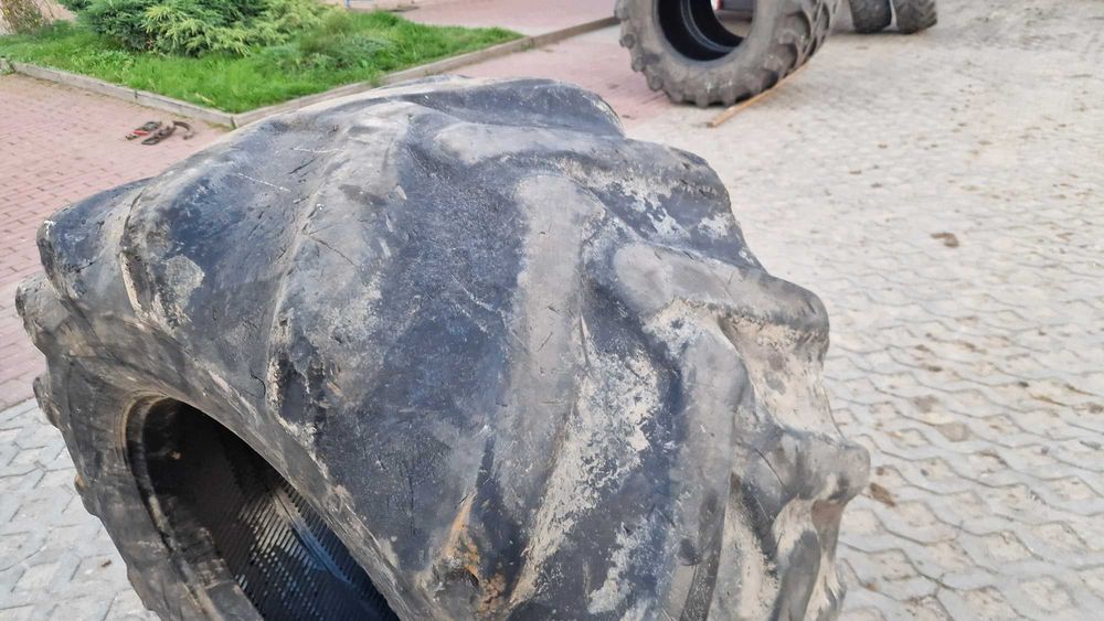 700/50-26.5 710/50r26.5 20PR NOKIA 40% bieżnik Bez napraw