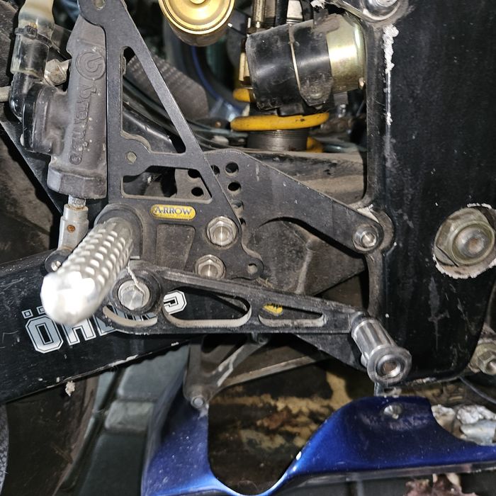 Ямаха р6.Yamaha r6 99-02 OHLINS