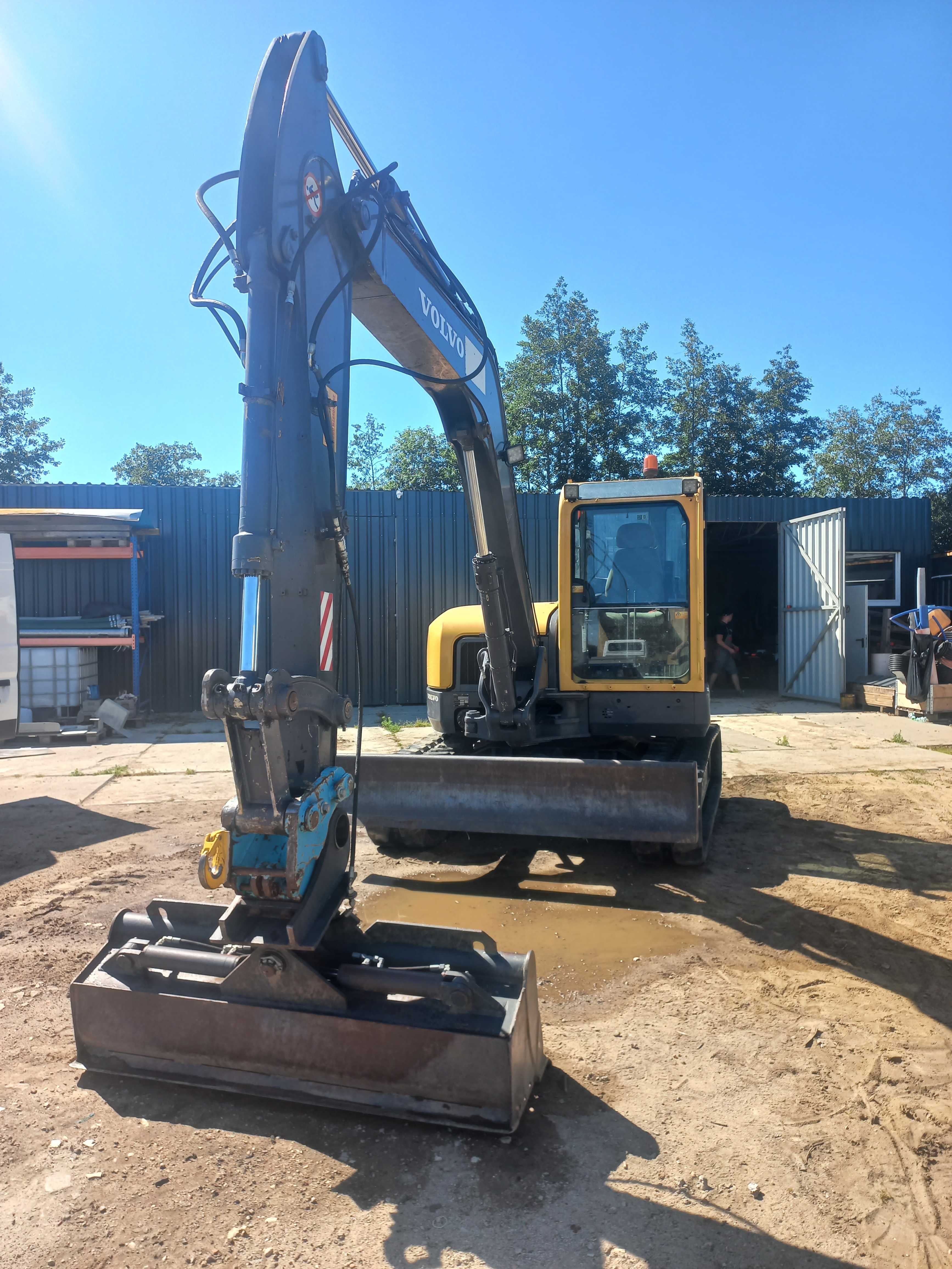 Volvo ECR88 - koparka gąsienicowa