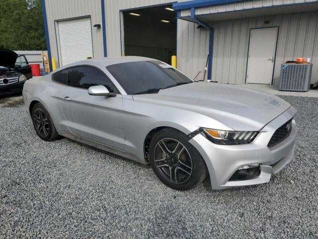 Ford Mustang 2016 Року