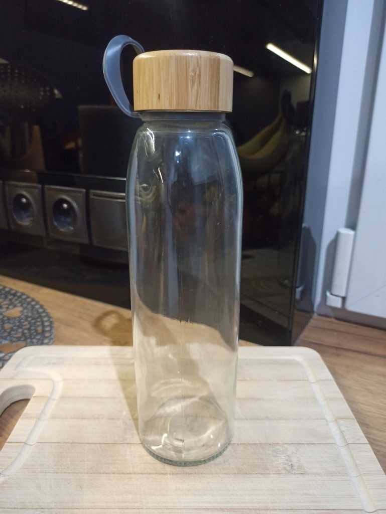Nowa szklana butelka drewniany korek
