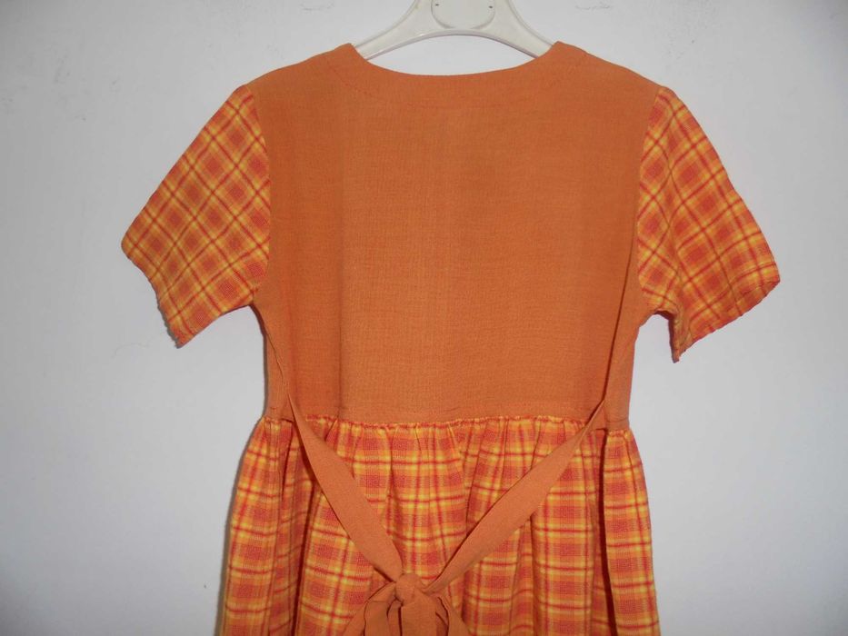 vestido de menina cor laranja
