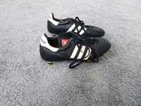 sprzedam buty typu korki