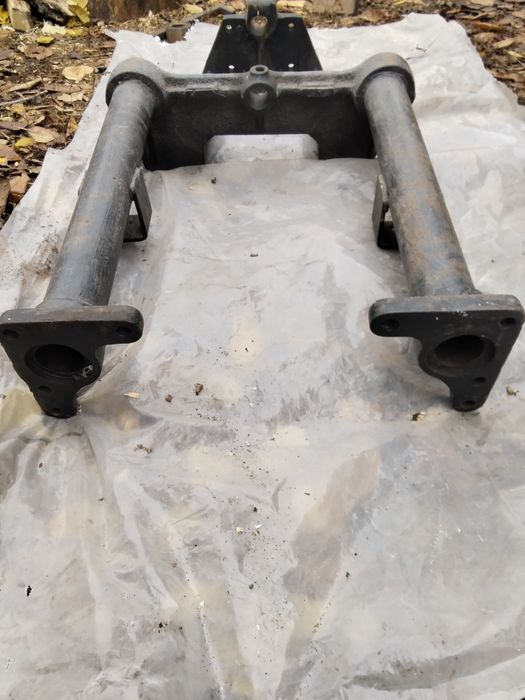 Полурама/рама трактор Т-25 "Владимирец" и с/хоз запчасти б/у.