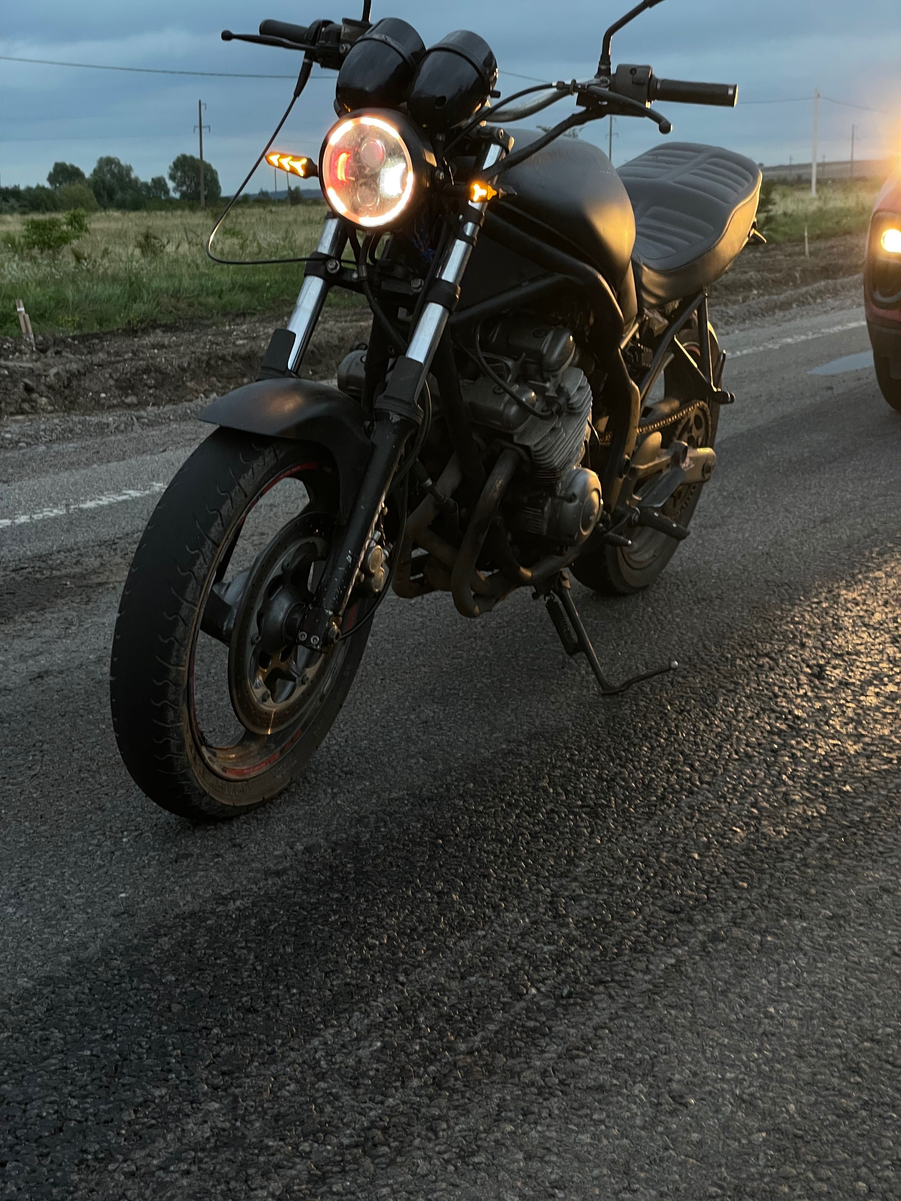 Продам yamaha 600