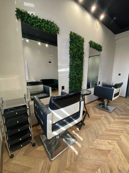 Оренда робочого місця салон краси Дружби народів, кератин, перукар