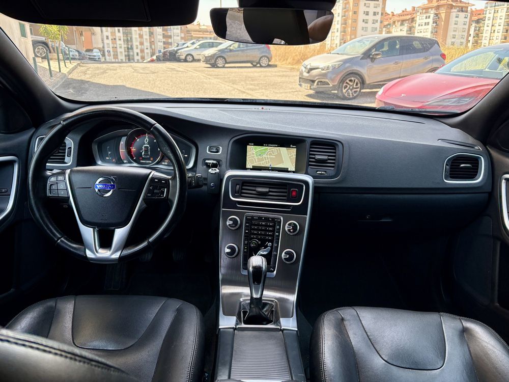 Volvo v60 D4 190cv cross country