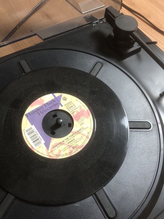 Leitor Discos Vinyl GWS 302 + 2 Discos