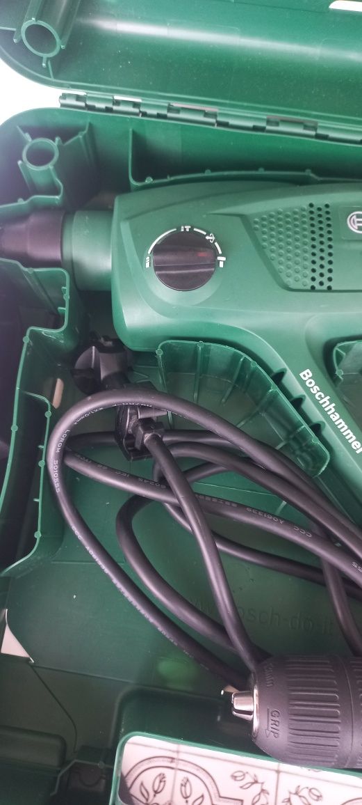 Продам новий  перфоратор Bosch pbh 2100re
