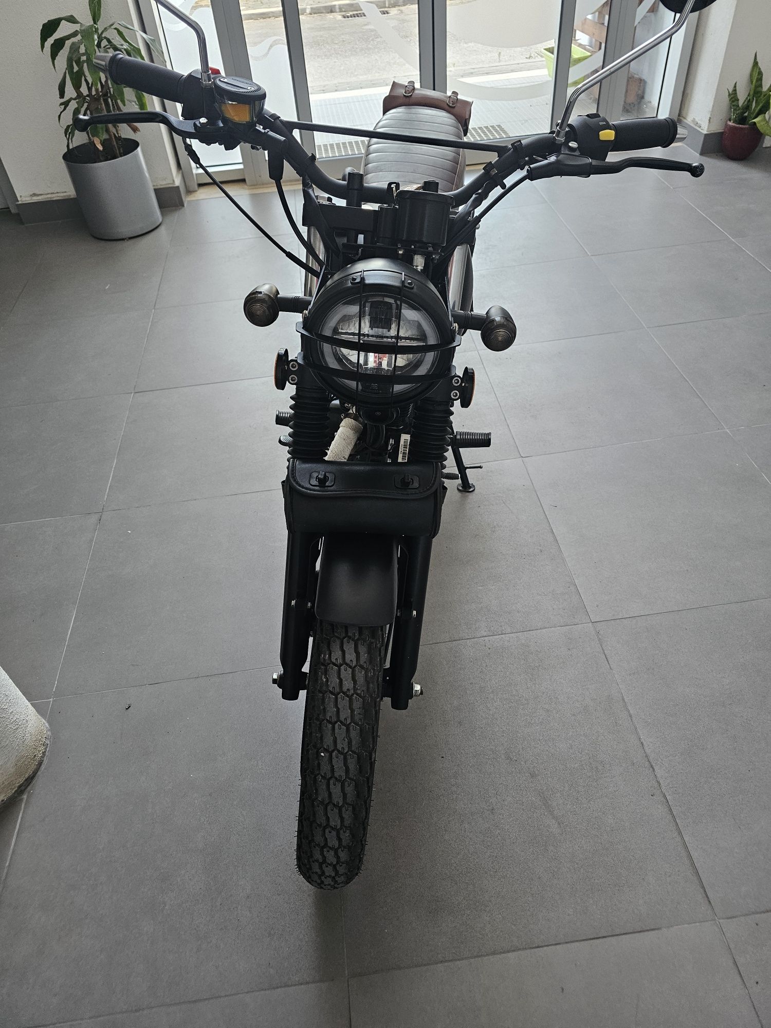 Mota 125 cc como nova !