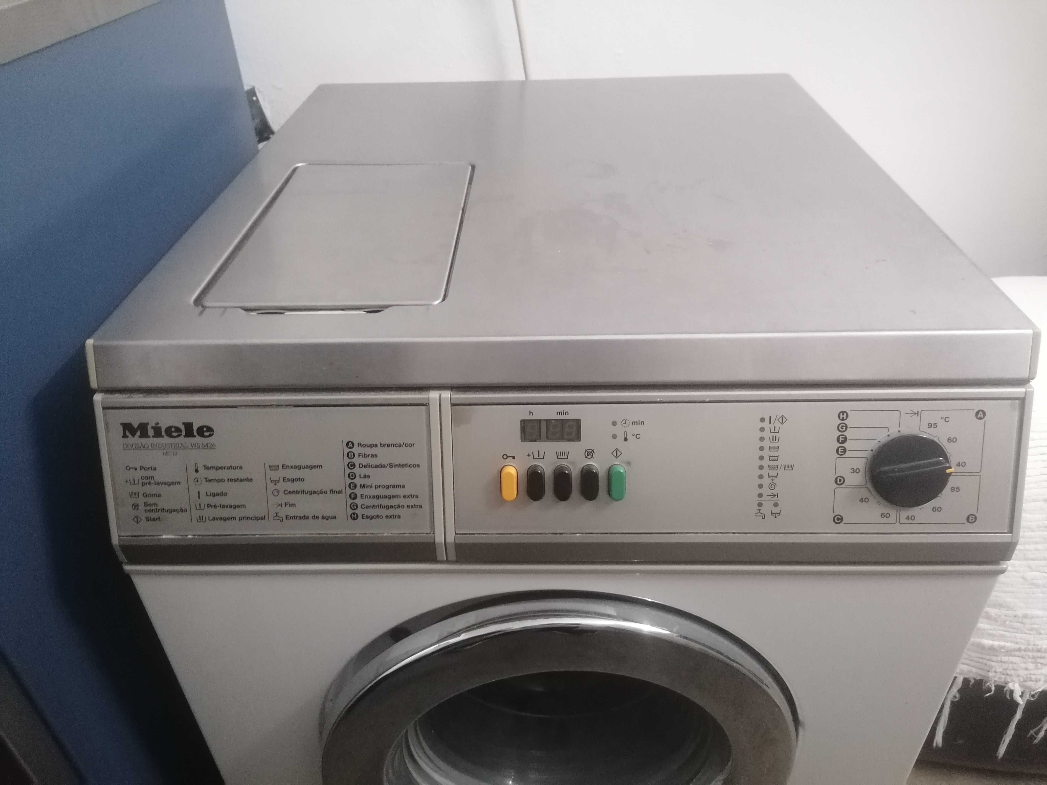 Maquinas de lavar Miele Industriais/Profissionais