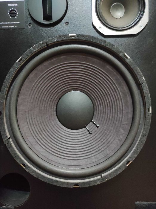 Акустическая система JBL L65