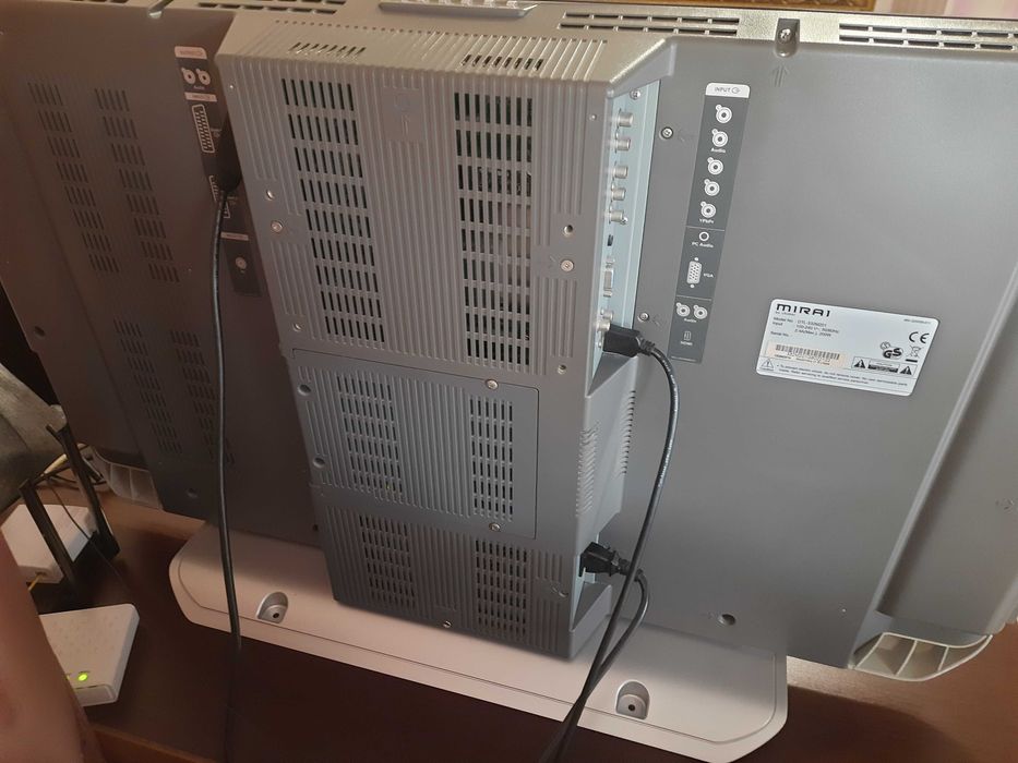 Продам телевізор в роб.стані Mirai 32"