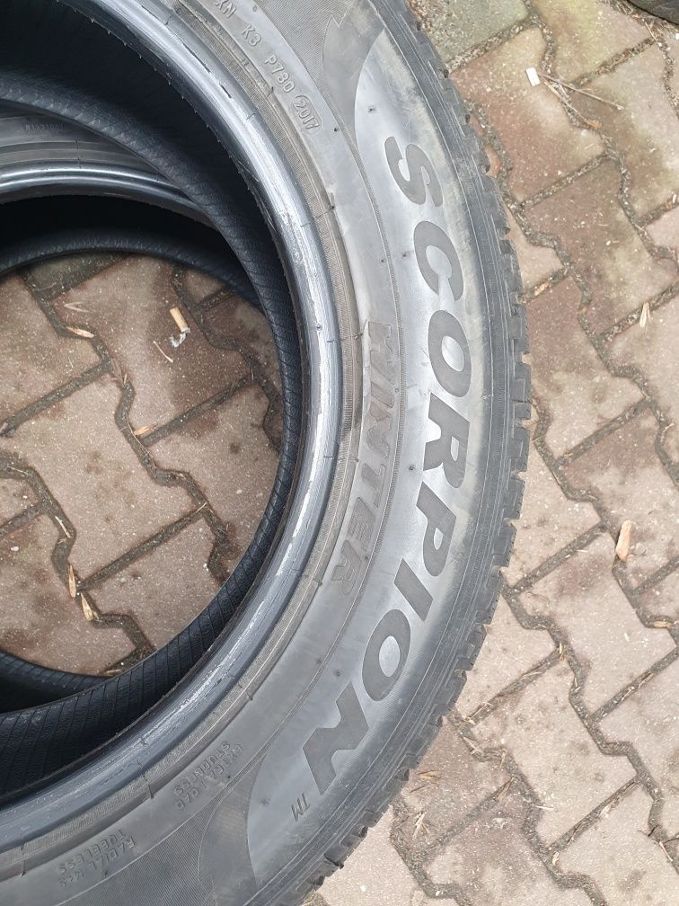 Opony Zimowe Pirelli 235.60.18 107H