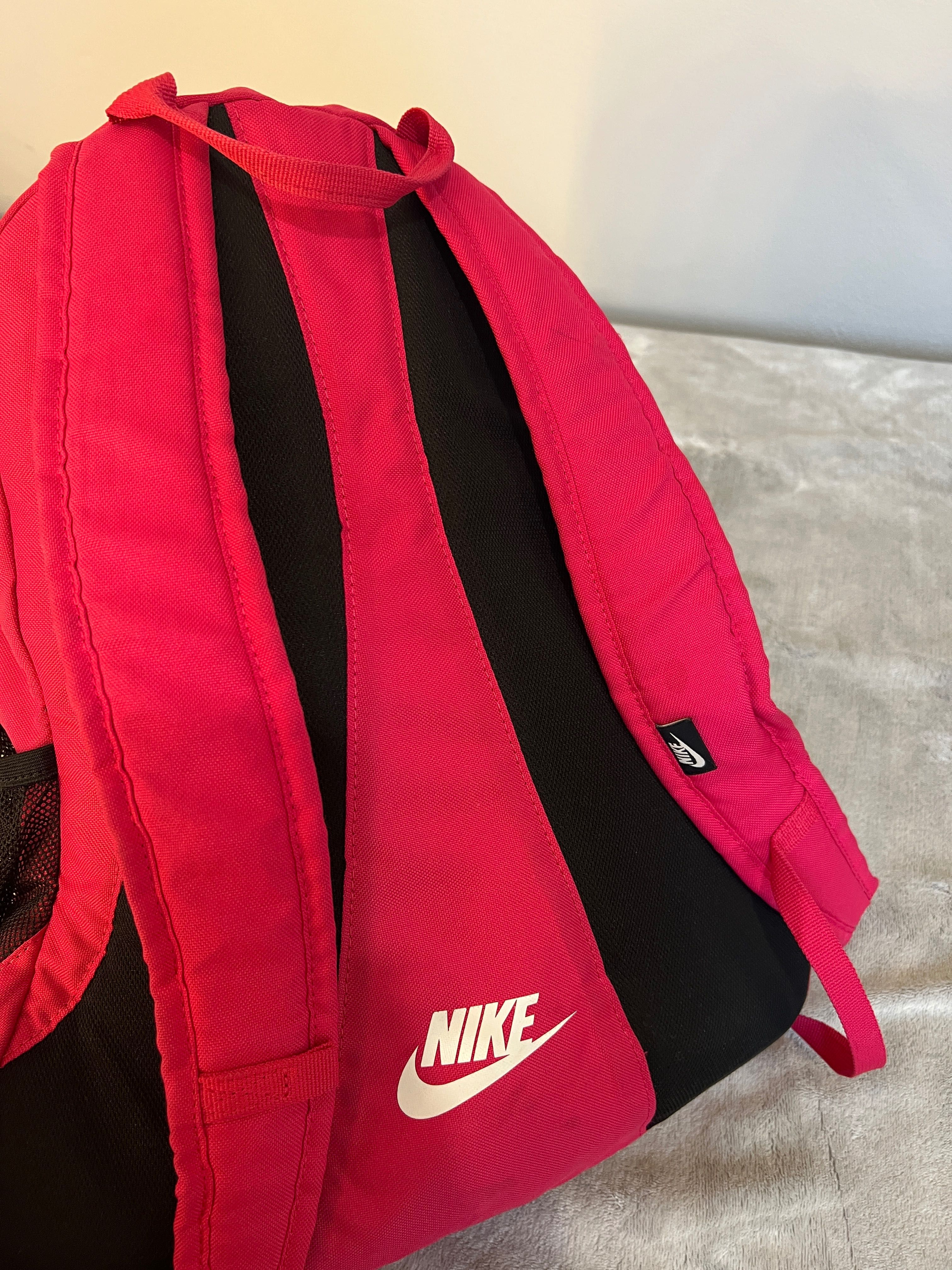 Plecak Nike różowy