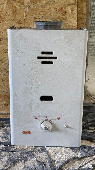 Пррдам газовую колонку б/у