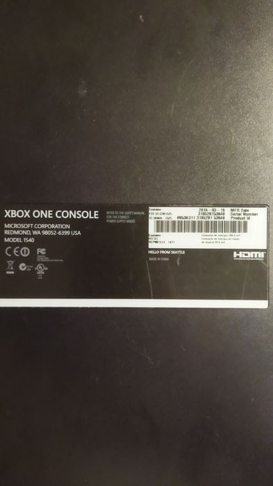 konsola Xbox One + 2 kontrolery/pady+stacja ładująca + zasilacz