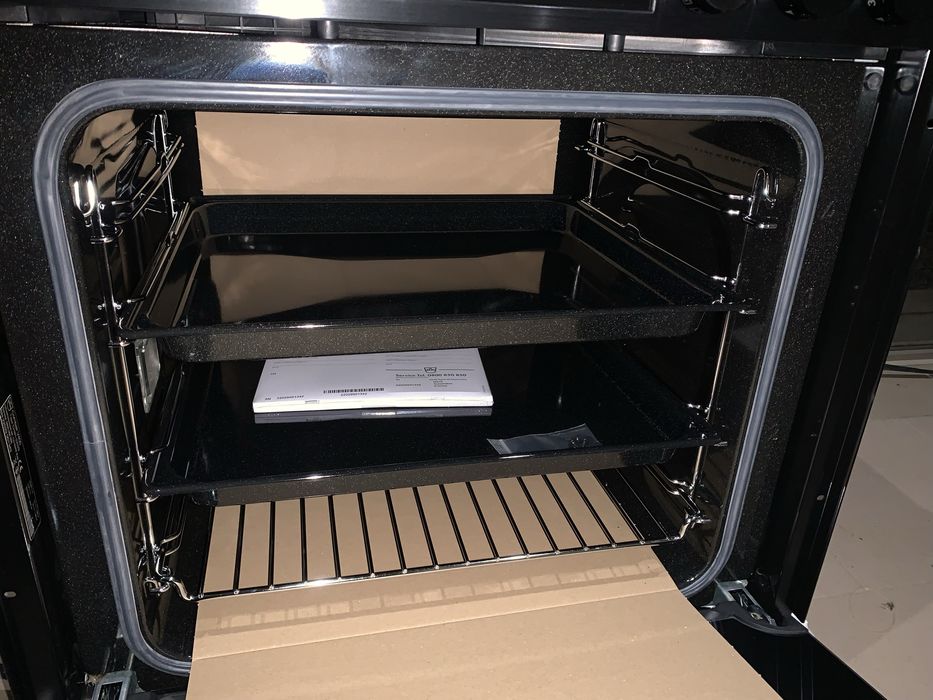 Духова шафа v-zug Combair V400