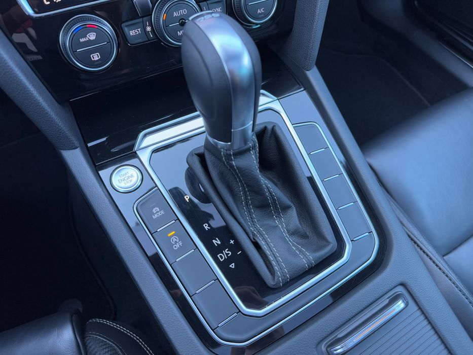 Volkswagen Passat R-LINE HIGHLINE 2.0TDI 2019