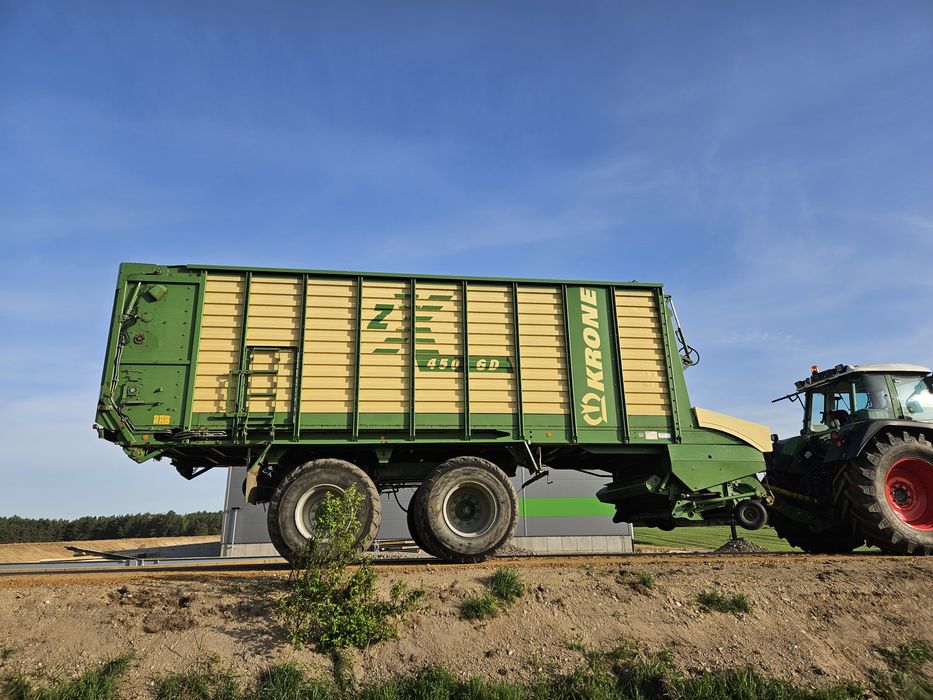 Krone ZX450 GD przyczepa zbierająca objętościowa Claas Kaweco Bergmann