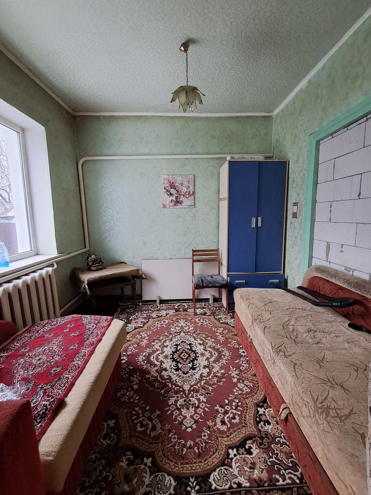Терміновий продаж частини будинку.