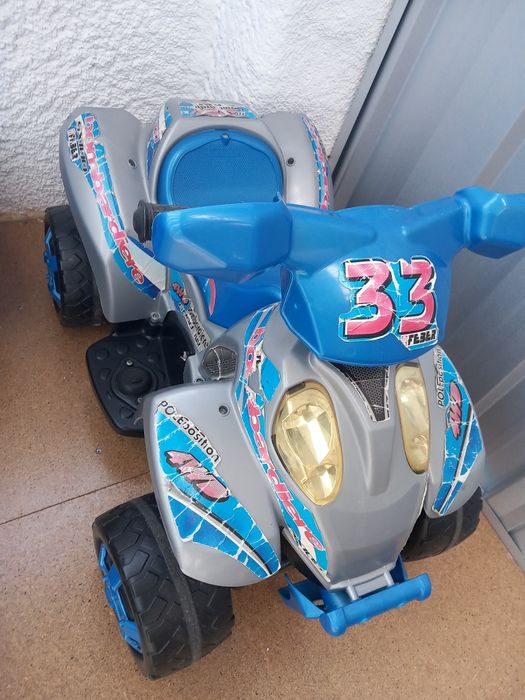 Moto 4 criança feber