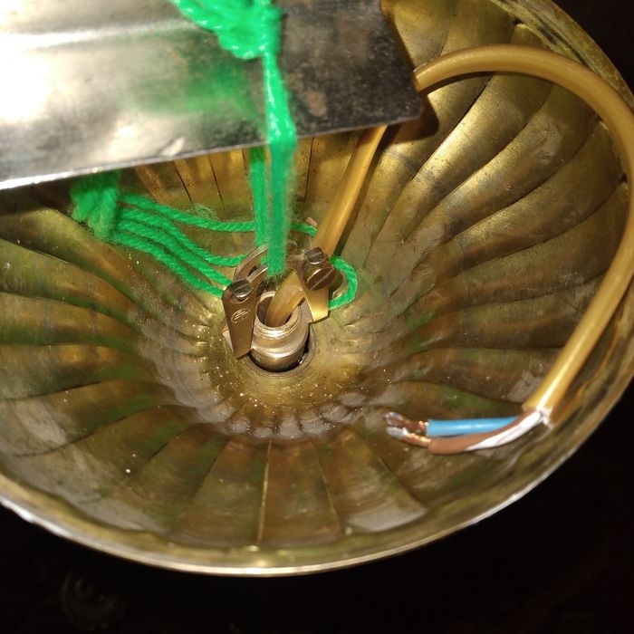 Бронзовая люстра        .