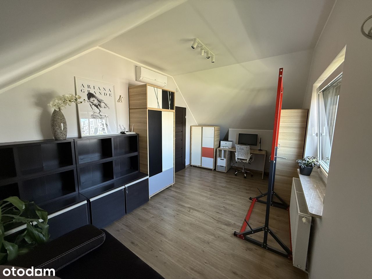 Zamienie gm. Lesznowola | Dom 161 m² | Fotowoltaika | Bezpośrednio