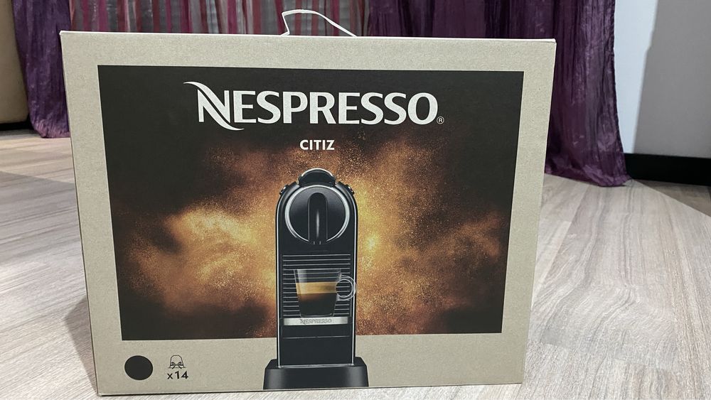 Maquina cafe nespresso citiz preta nova com garantia