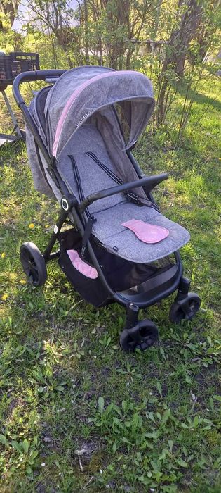 Wózek spacerowy Lionelo natt