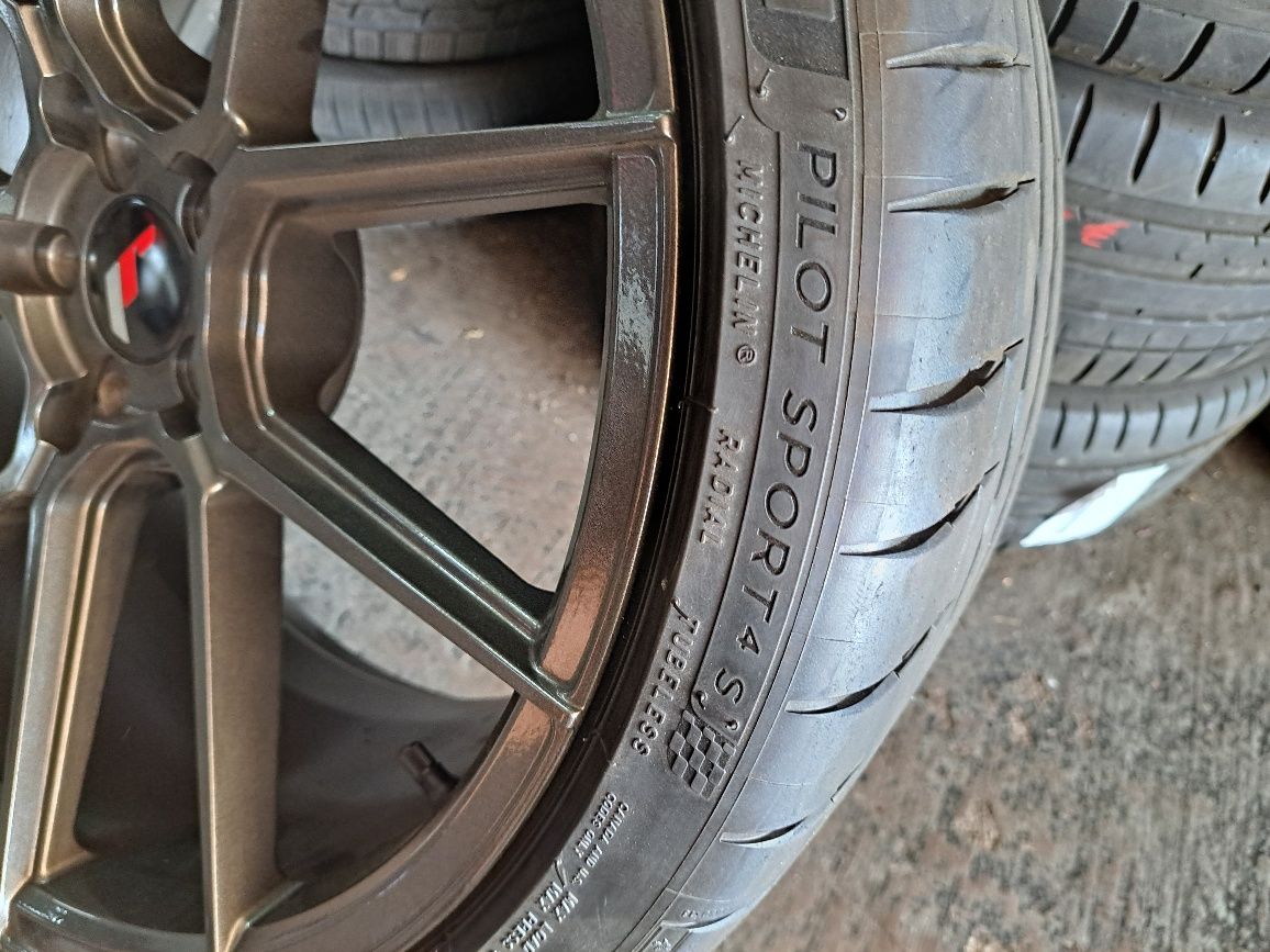 Jante  Japan Racing  5x112