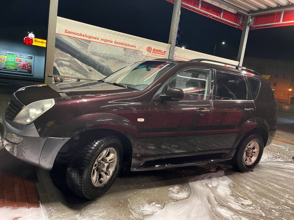 Sprzedam samochód SsangYong 2005roku