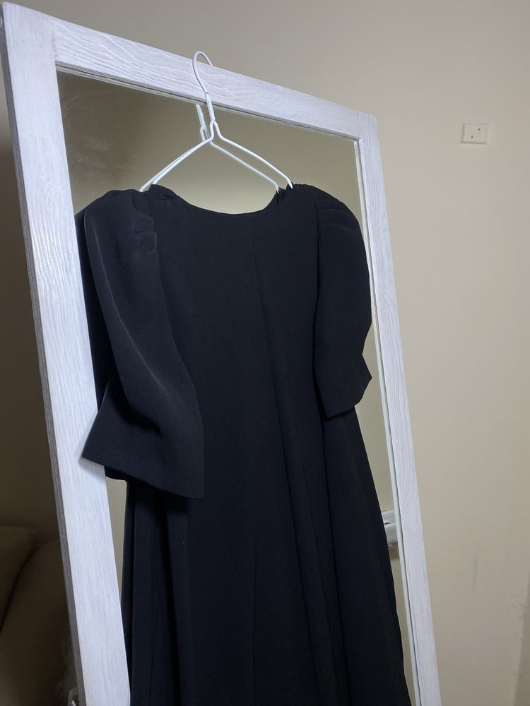 Чорна сукня ZARA