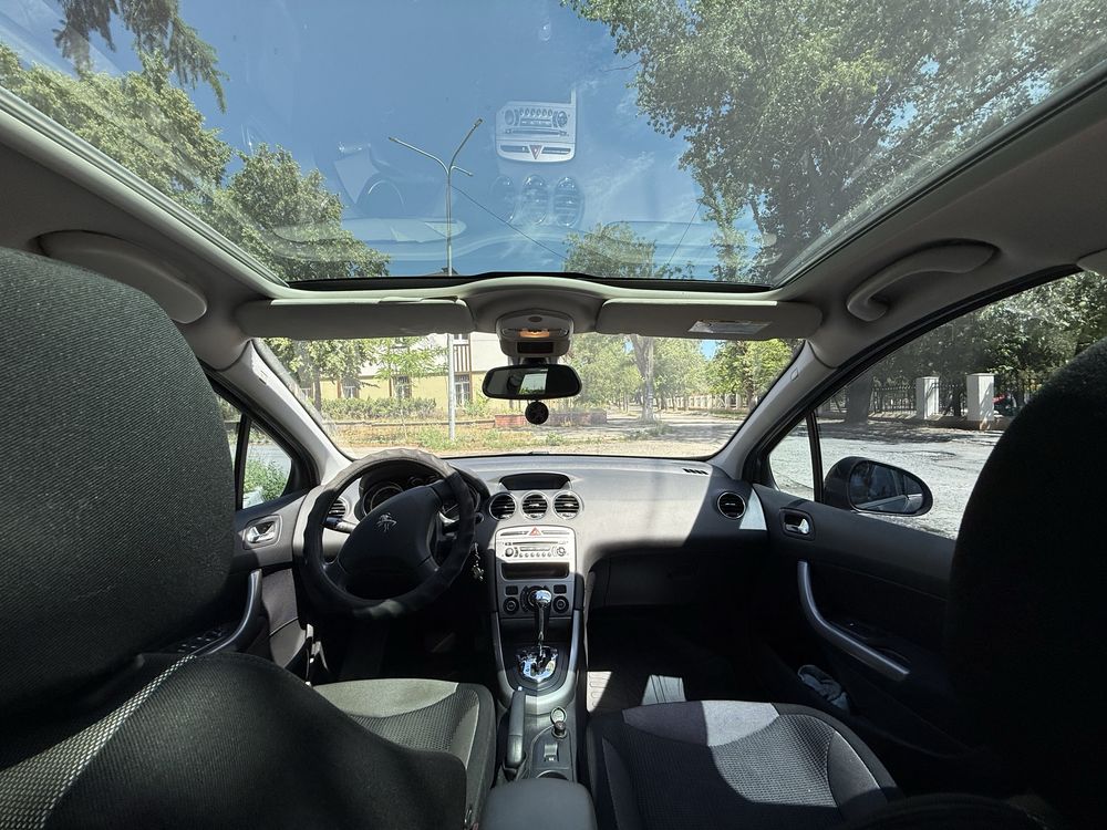 Продам свое авто Peugeot 308