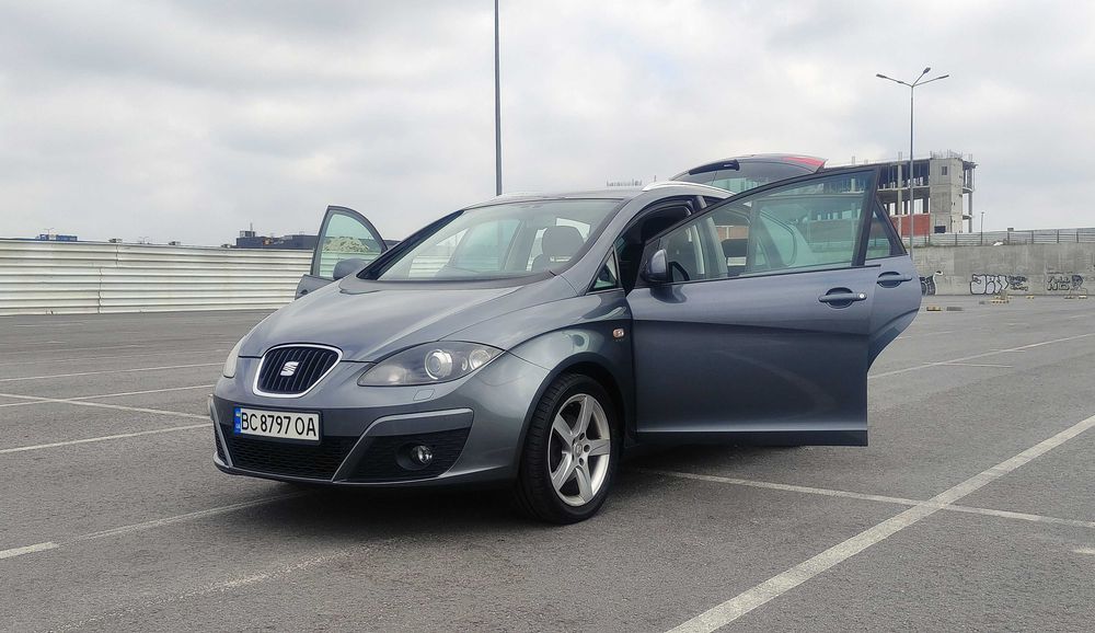 Авто Seat Altea XL 2012