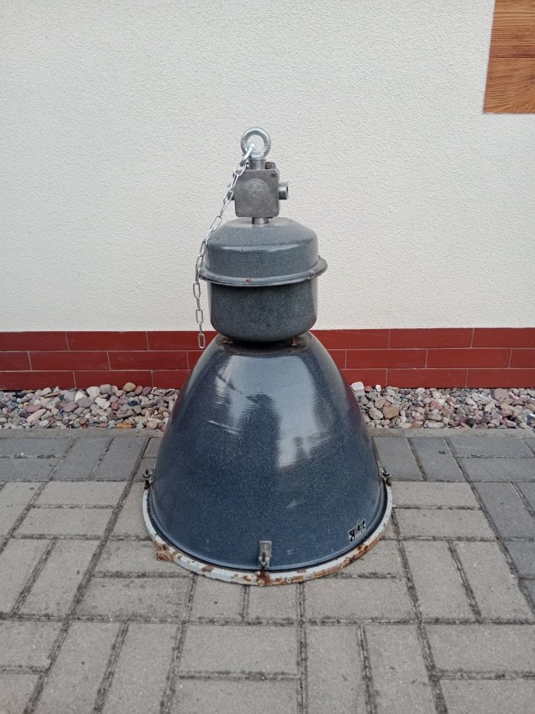 Stare Wiszace Lampy Przemysłowe !!!
