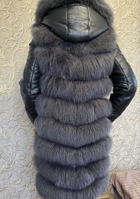 Мехова шуба.Трансформер жилетка
